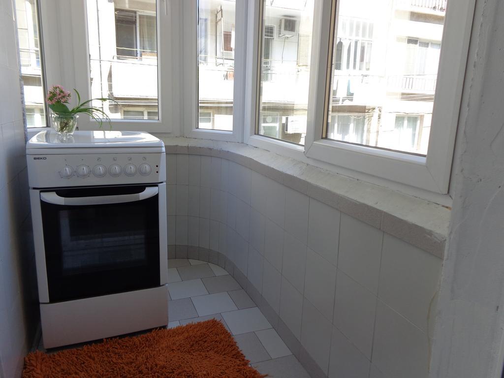 Zoya Apartment Burgas Bagian luar foto